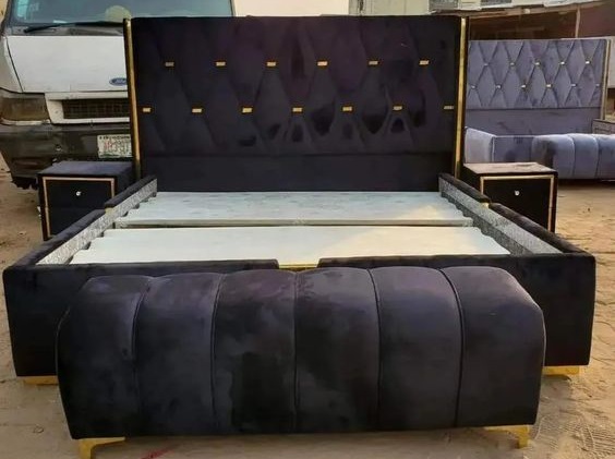 Channel Tufted Upholstered Bed with Platform Base