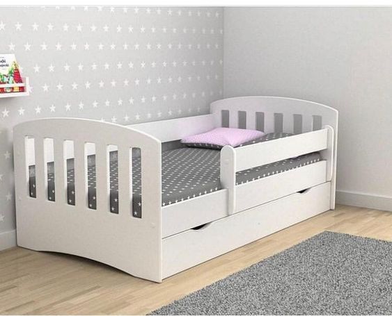 Nautical Themed Baby Cot for Seaside Serenity