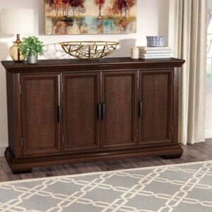 Traditional buffet tables