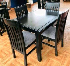 Budget-Friendly Rubberwood Dining Table