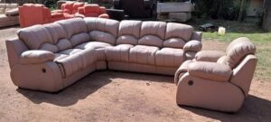 Sectional Sofaset with Reclining Functionality