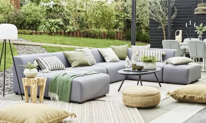 Wicker Sectional Sofaset with Ottoman