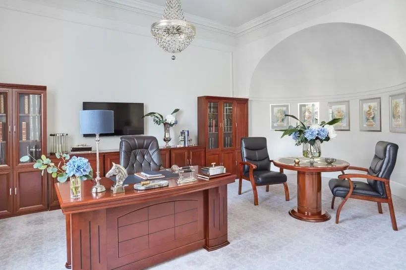 Top 5 Best Luxury Office Table Designs For Sale In Kampala