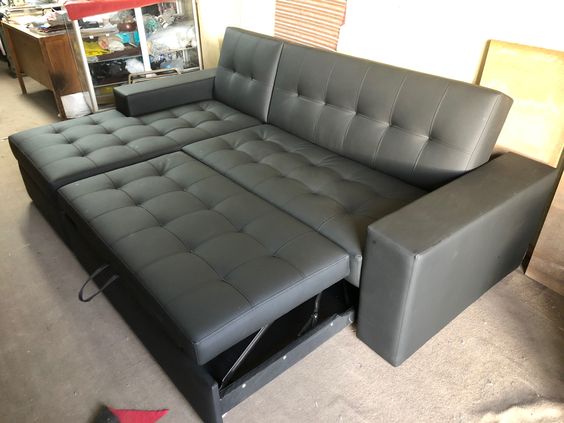 Classic Leather Sleeper Sofa Set