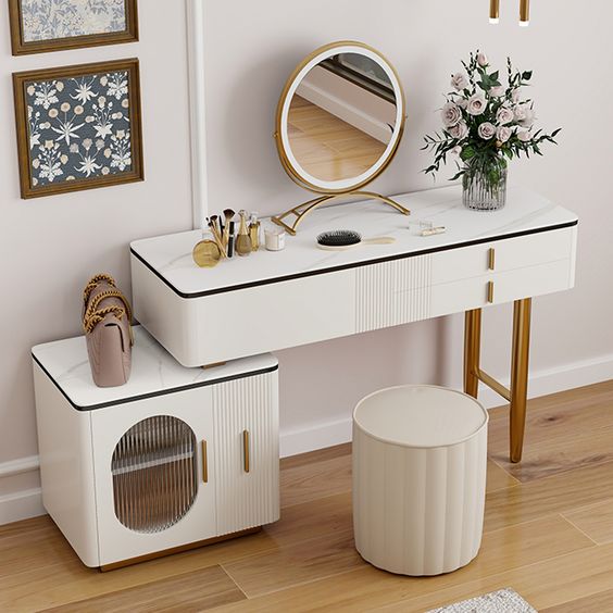 Top 20 Vanity Dressing Makeup Tables designs for sale In Uganda