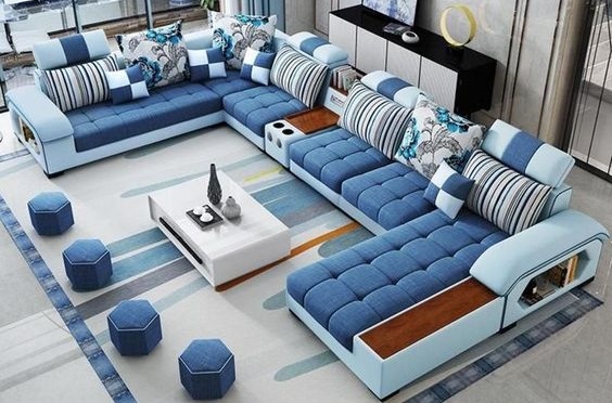 Wooden Accents U-Shaped Sofaset