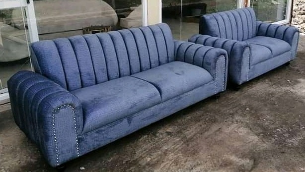 Budget-Friendly Tufted Back Sofa