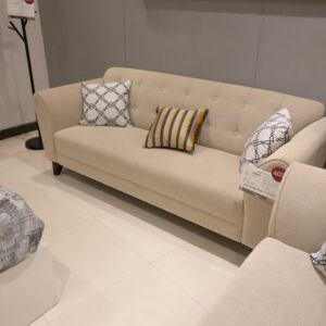 Subtle Scrollwork for Delicate Beauty