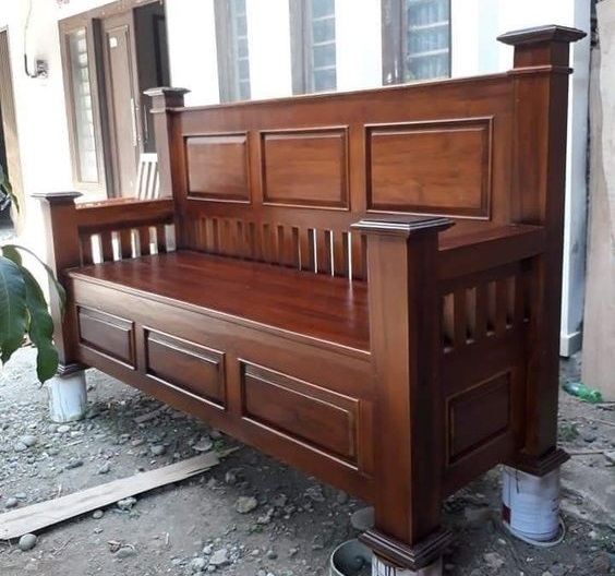 Scandinavian Inspired Daybed with Solid Wood Frame