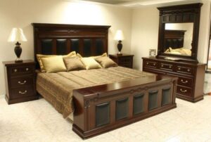 Traditional Bedroom Suite
