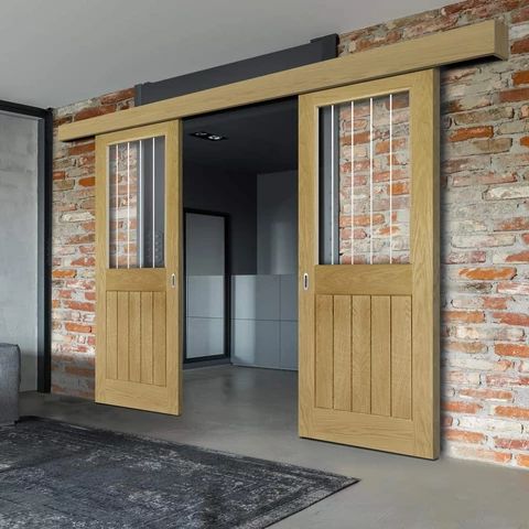 Wooden sliding doors 