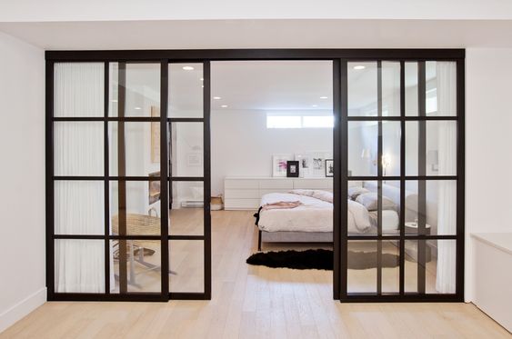 Aluminum Framed Glass Door with Grid Pattern