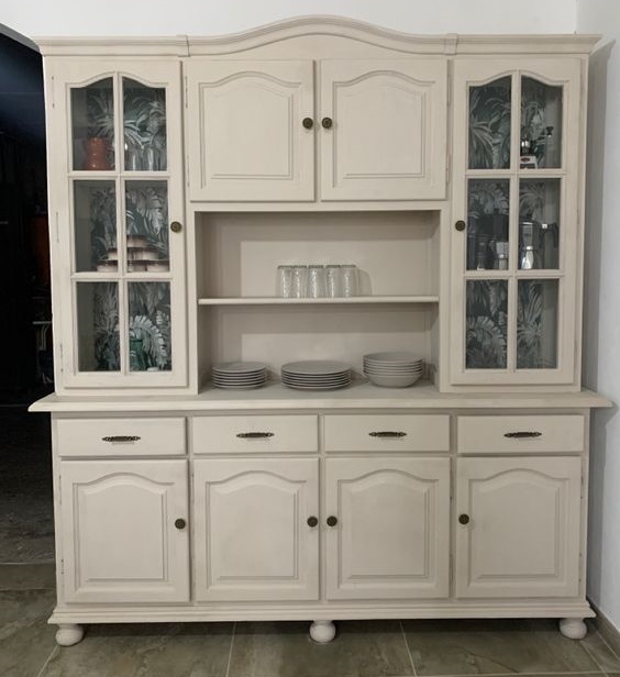 Modern Minimalist Cupboard