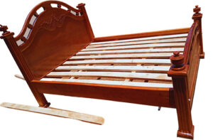 Sleigh Bed