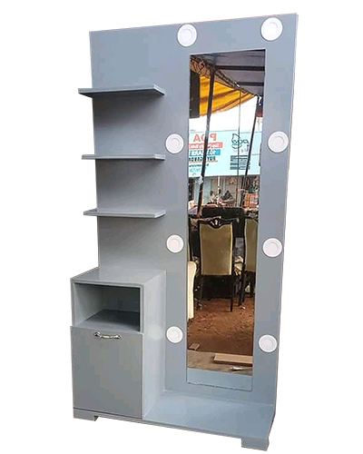 dressing mirror
