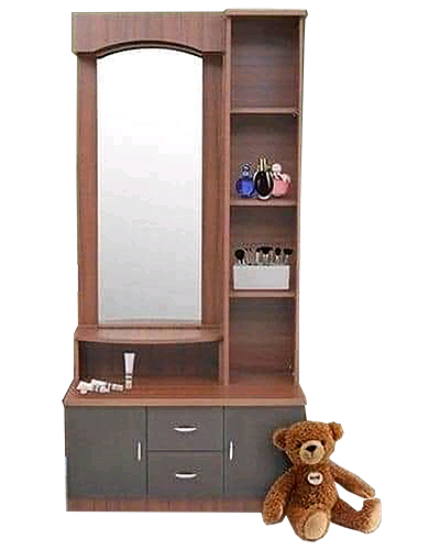 dressing mirror