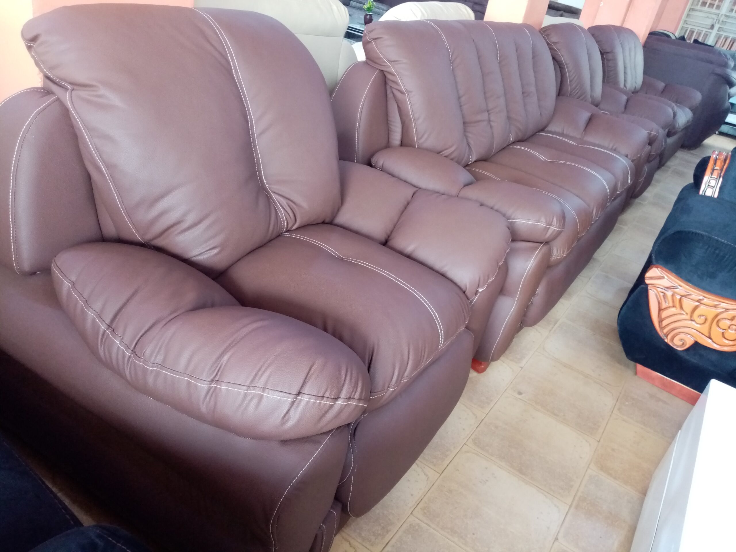 Fiber Leather Sofaset 6 Seater