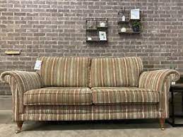 Traditional sofa 2 seater