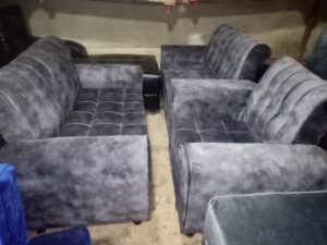 Budget-Friendly Tufted Back Sofaset 5 seater