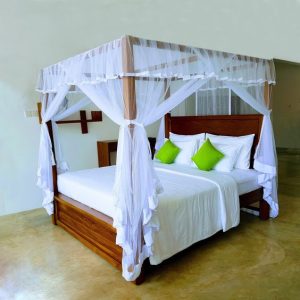 Canopy King Size Bed