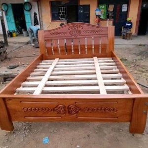 5X6 Feet Mahogany Wooden beds