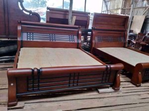 5X6 Feet Mahogany Wooden beds