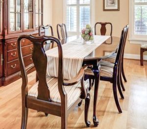 Oval Dining Table with Cross Legs