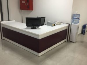 L-Shaped Reception Table