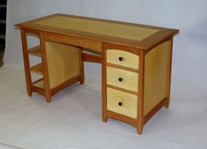 Traditional Writing Desk with Drawers