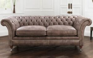 Contemporary Chesterfield Loveseat with Wooden Legs
