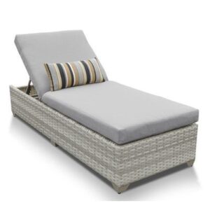 Outdoor Wicker Chaise Lounge
