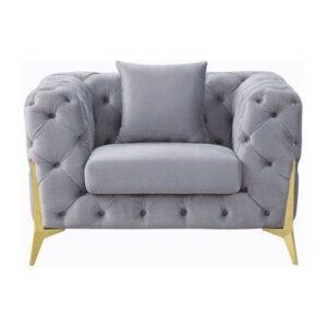 Tufted Velvet Club Chair for Glamorous Appeal