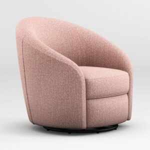Tufted Velvet Club Chair for Glamorous Appeal