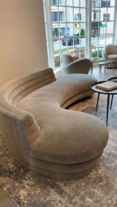 3-Seater Classic Curved Sofa with Rolled Arms