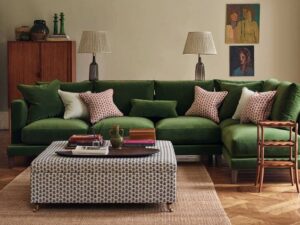 5 Seater Curved Sofaset with Decorative Pillows