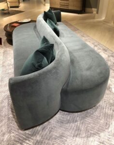 Contemporary Curved Sectional Sofa with Chaise