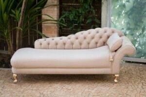 English Roll Arm Chaise Lounge for Luxurious Relaxation