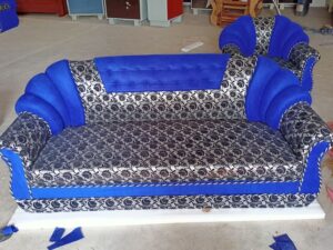 Two-Tone English Roll Arm Sofaset