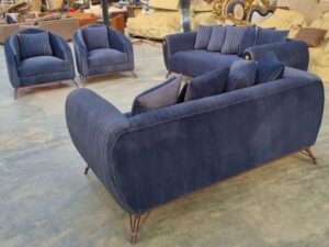 6-Seater Chesterfield Sofaset with Wooden Accents