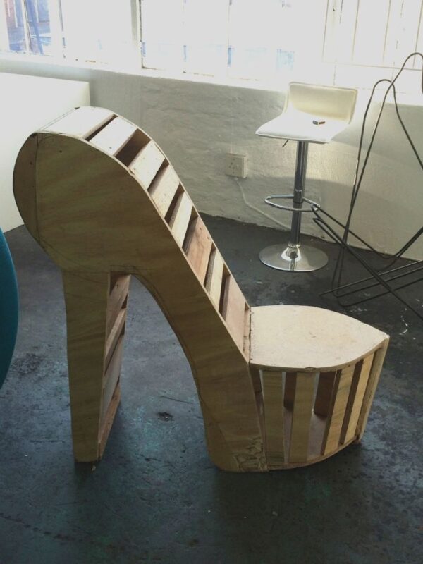 Shoe-Shaped Loveseat Sofa
