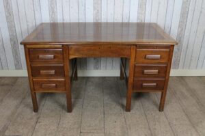 Vintage Computer Table