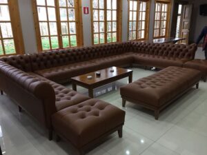 6-Seater Classic Leather Chesterfield Sofa