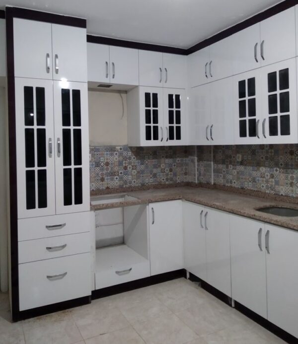 Classic White Kitchen Cabinet