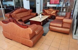 6-Seater Intricate Carvings and Detailed Traditional Sofa Set