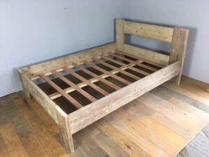 5x6 Feet Simple Wooden Canopy Bed