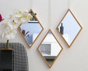 Hexagonal-Pentagonal Dressing Mirror