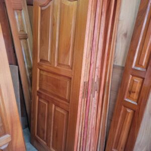 Standard Mahogany Wood Door (80 x 36 Inch)