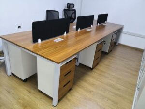 6-Seater Office Workstation