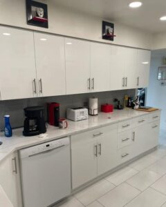 Transitional Kitchen Cabinets 2 Transitional Kitchen Cabinets