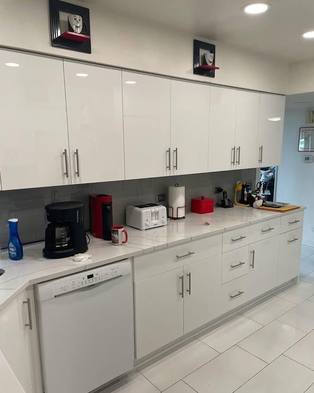 Transitional Kitchen Cabinets Transitional Kitchen Cabinets